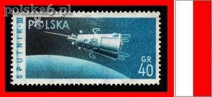983 B